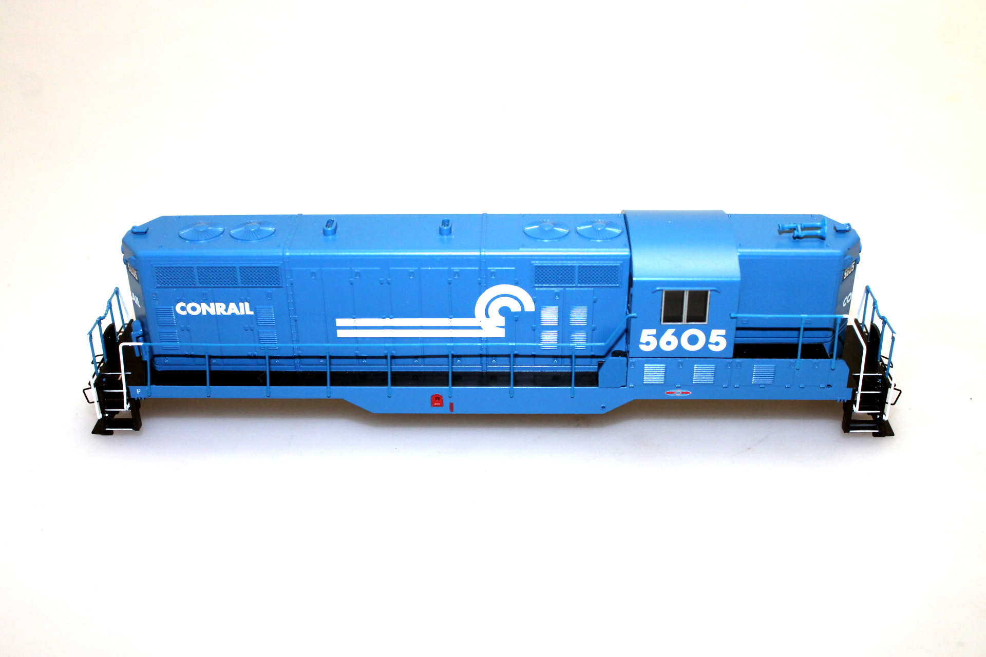 (image for) Loco Shell Conrail #5605 (HO GP7)
